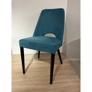 обивка стула синей велюровой тканью